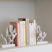 Sujetalibros decorativo blanco coral