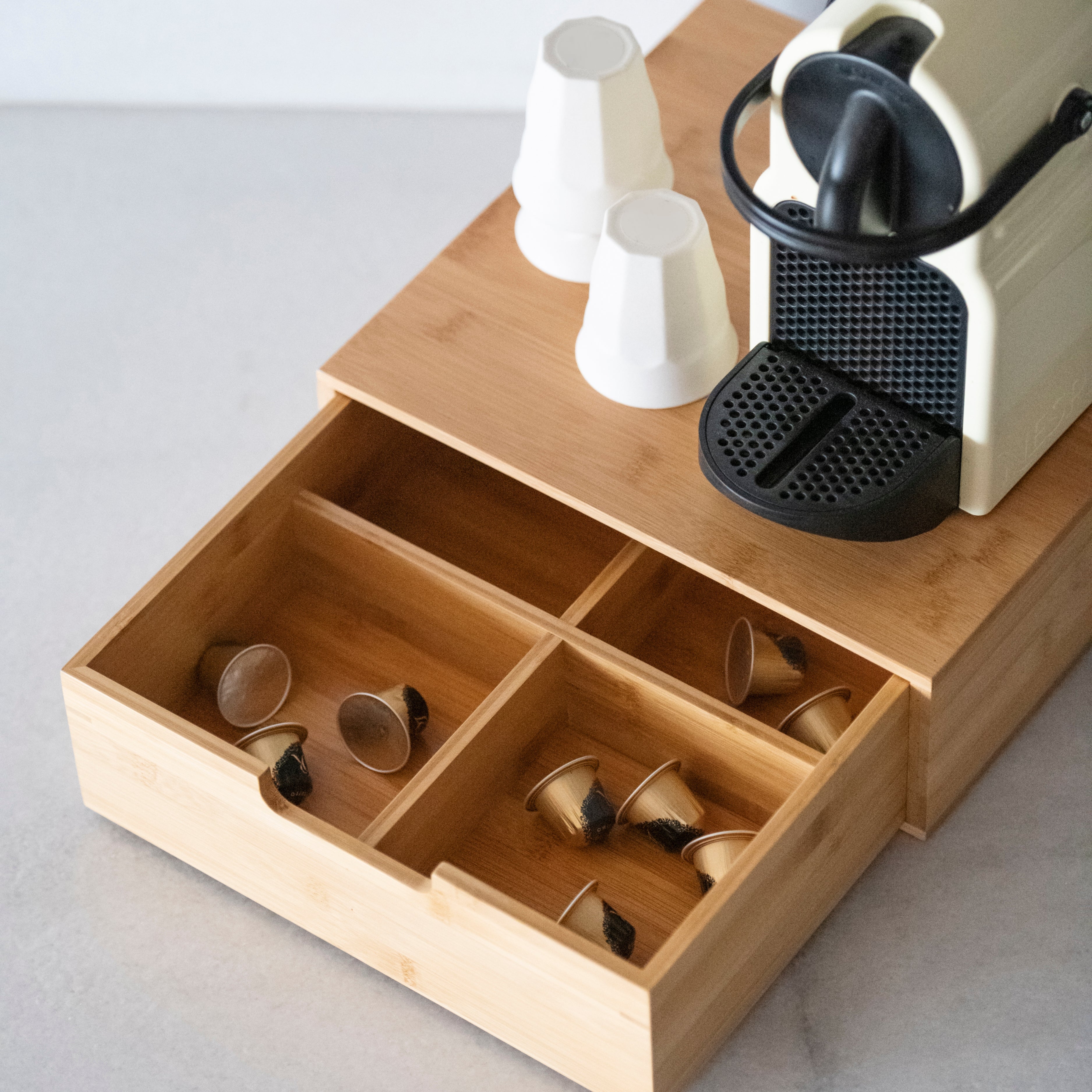 Caja para cápsulas de café de bambú