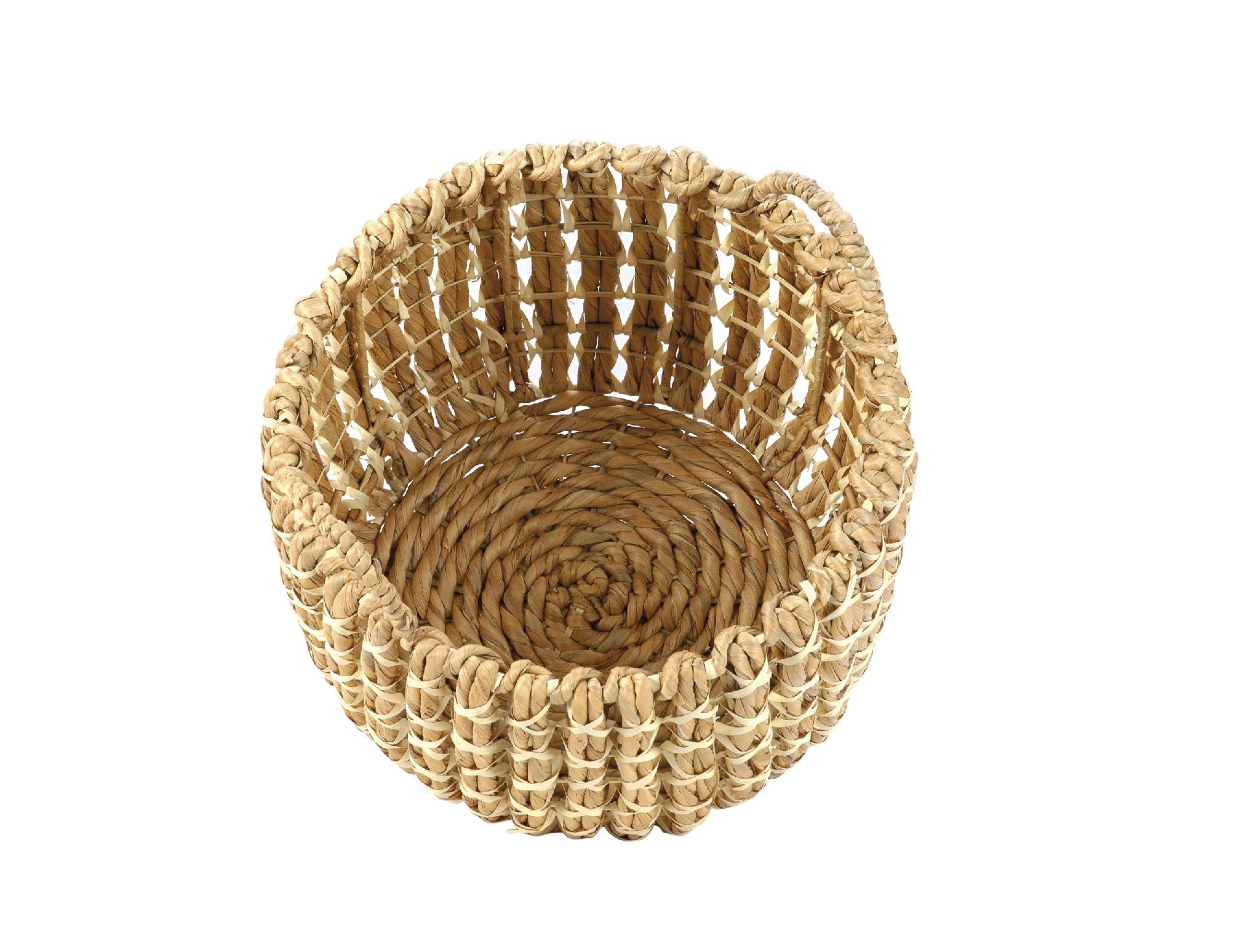 Set of 2 natural fiber baskets