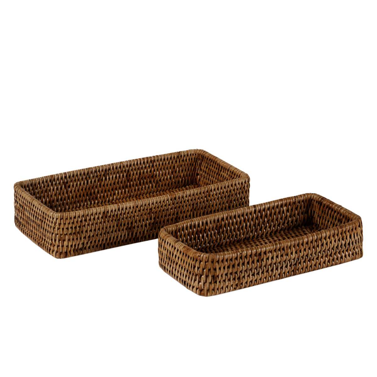 Dos bandejas decorativas de ratán