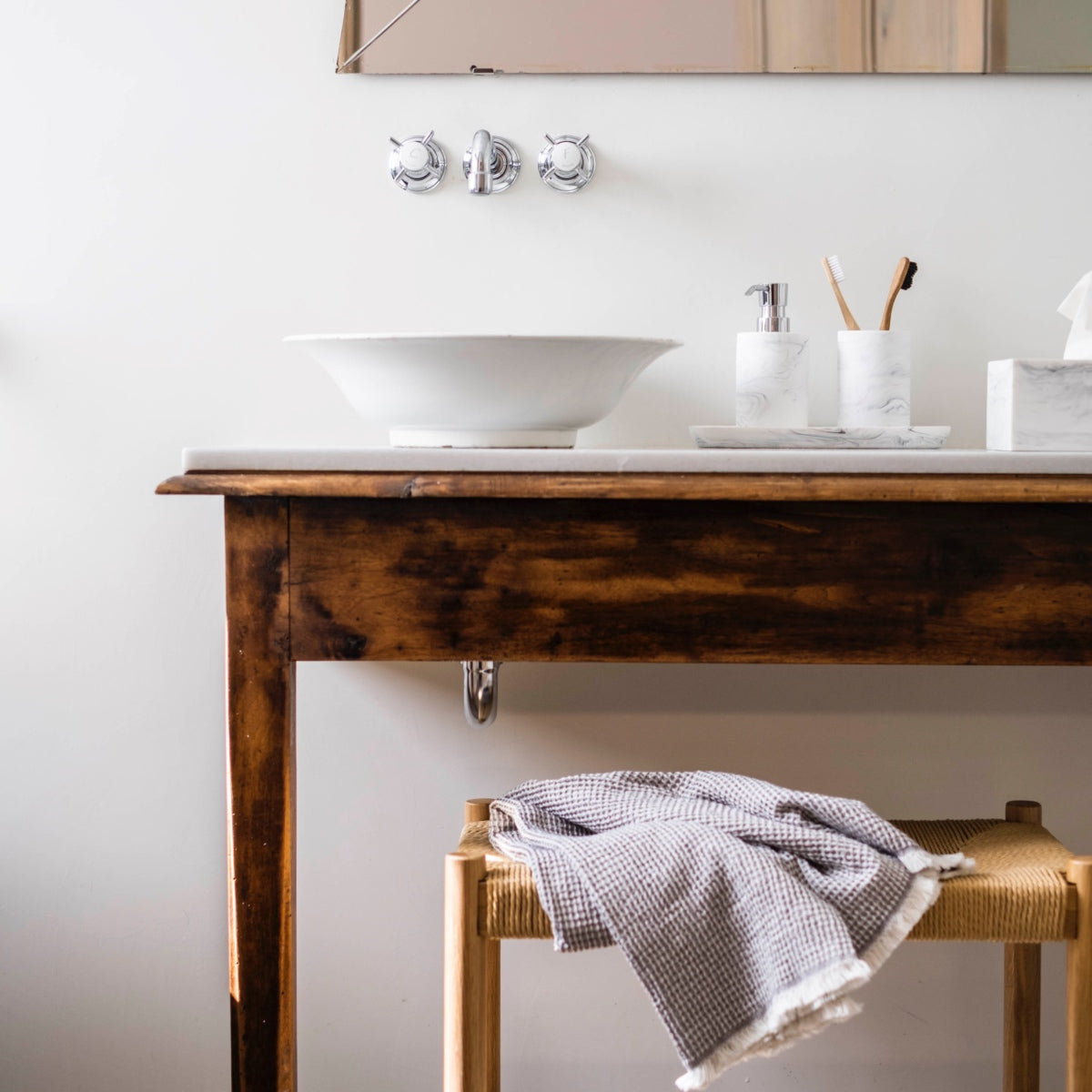 White marble tissue box