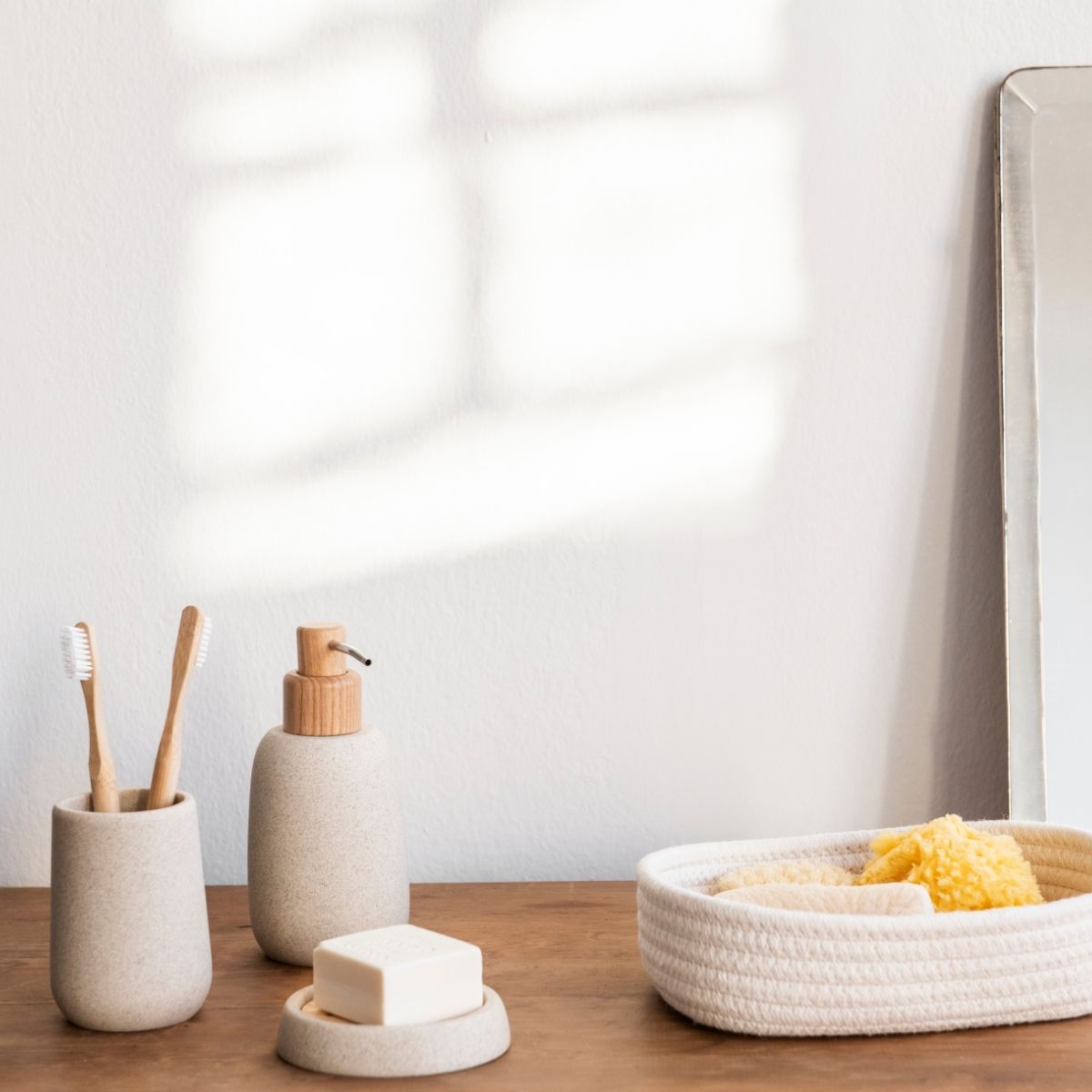 Jabonera de baño beige de arenisca