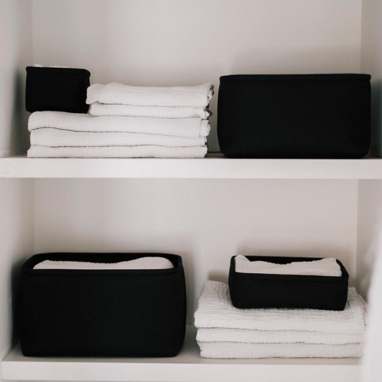 Set de 2 cestas para el cuarto de baño de tela negra