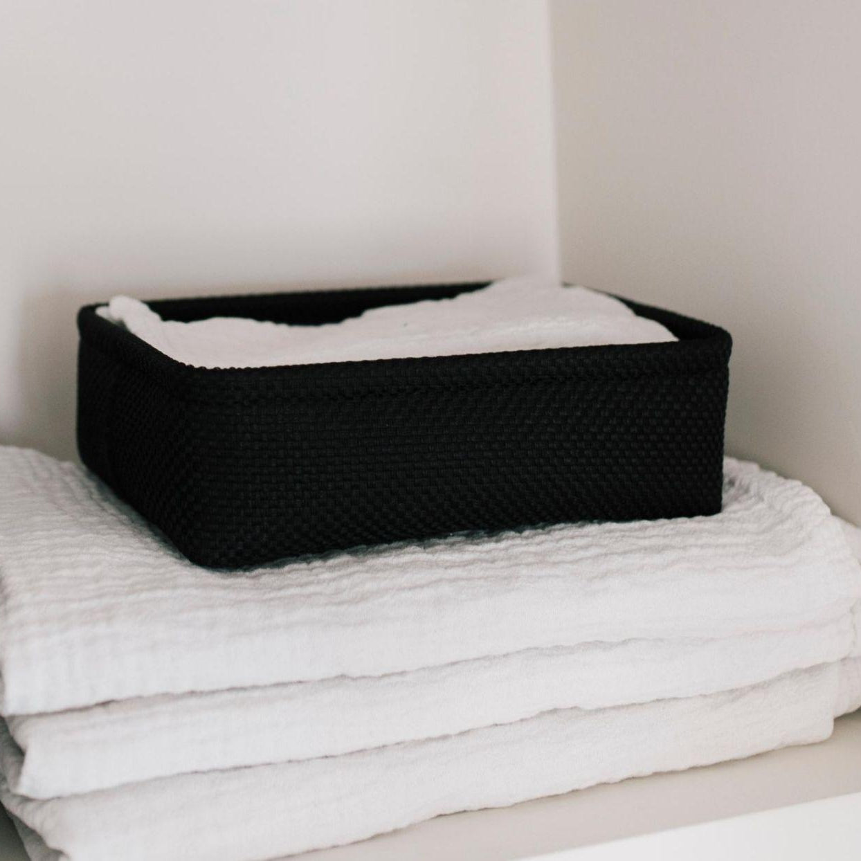 Set de 2 cestas para el cuarto de baño de tela negra