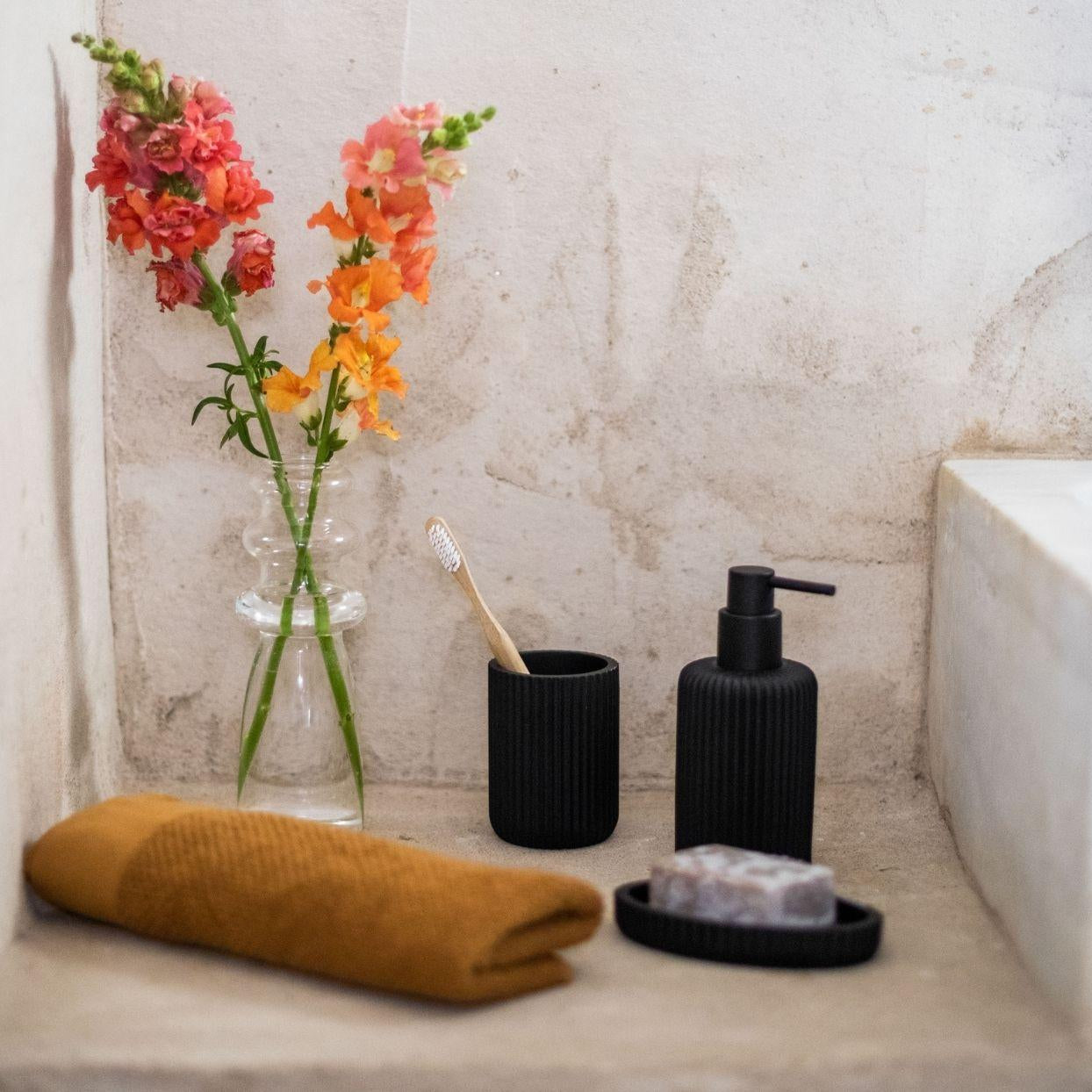 Matte black resin soap dish