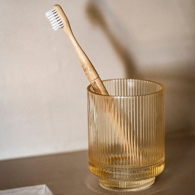 Portacepillos de baño amarillo de cristal vintage