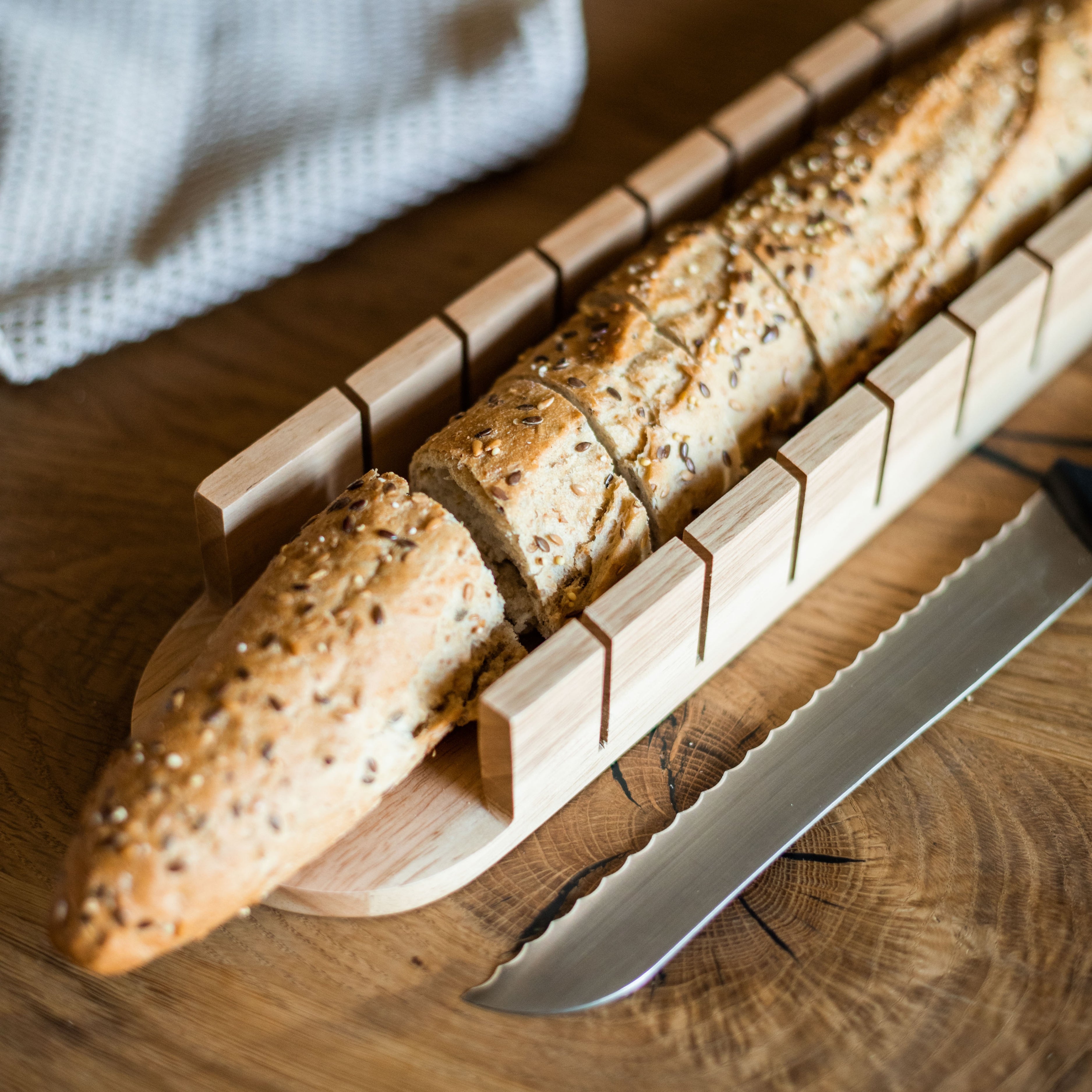 Tabla de cortar de madera para barra de pan