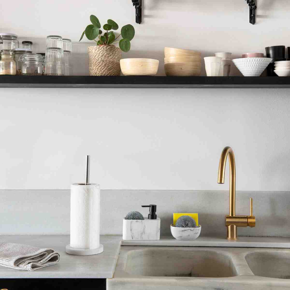 Dispensador de cocina de mármol blanco