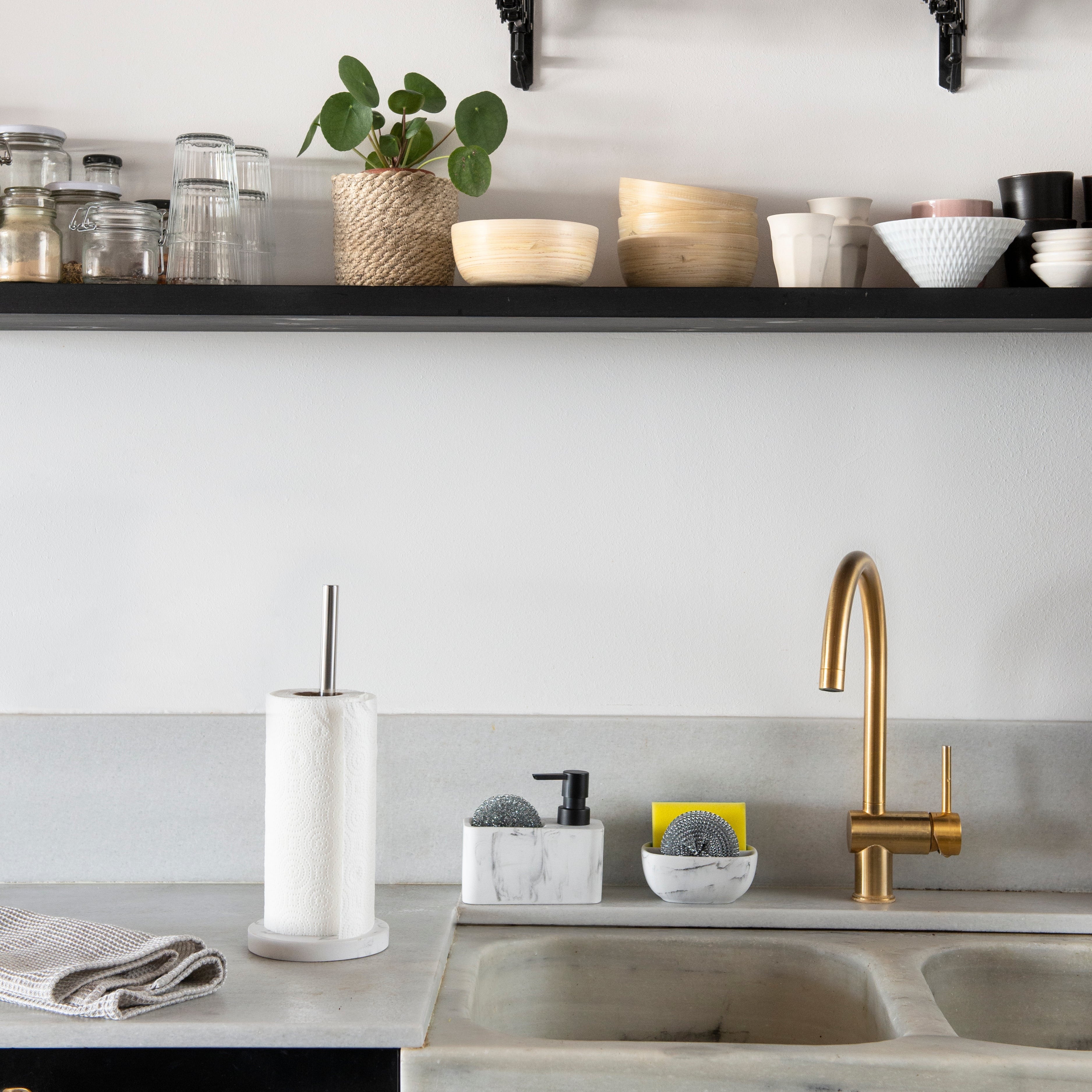 Dispensador de cocina de mármol blanco