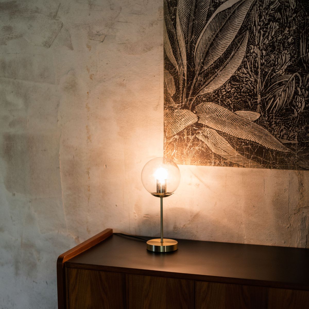 Modern gold crystal table lamp