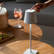 White wireless LED lamp