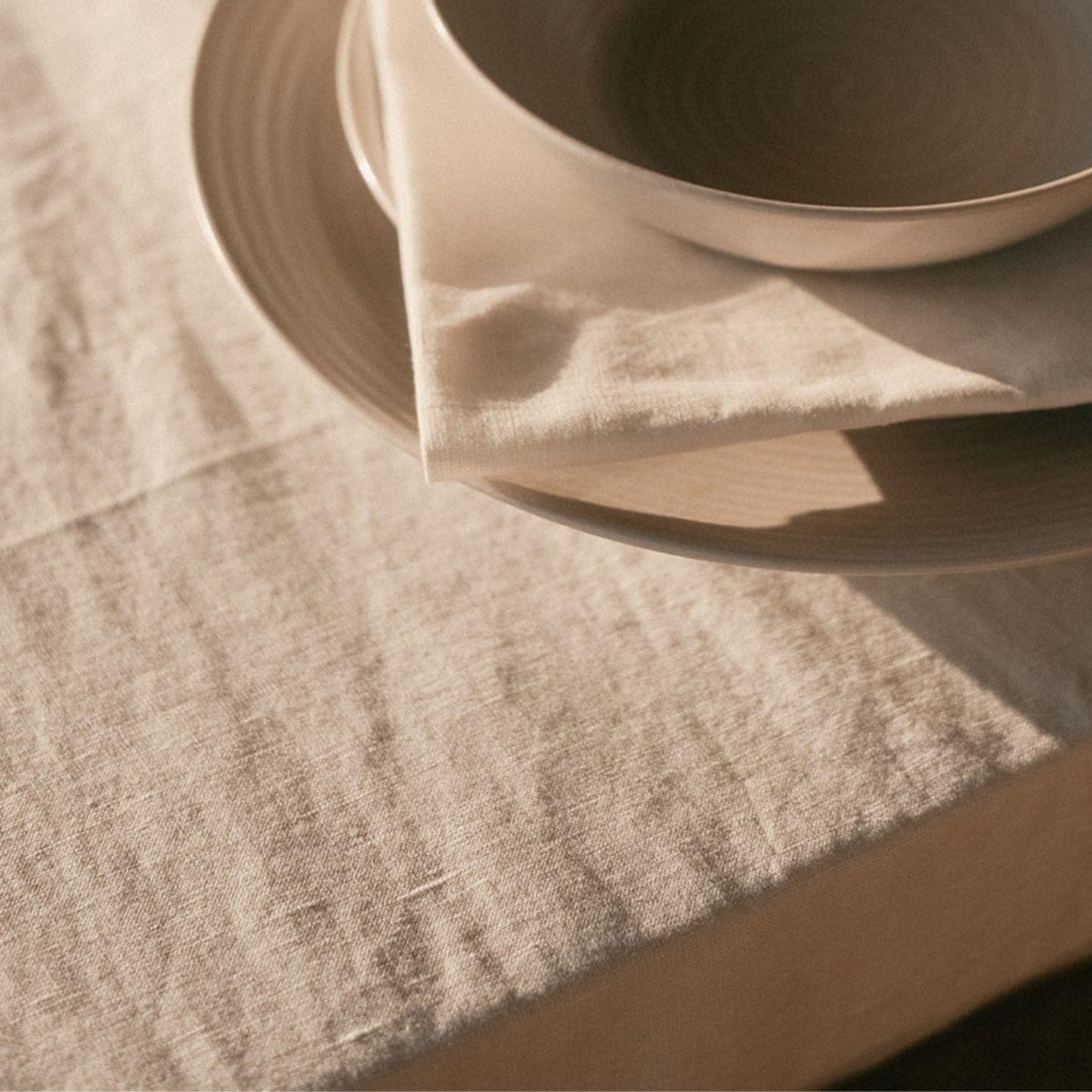 Mantel de mesa blanco de lino con flecos 200 cm