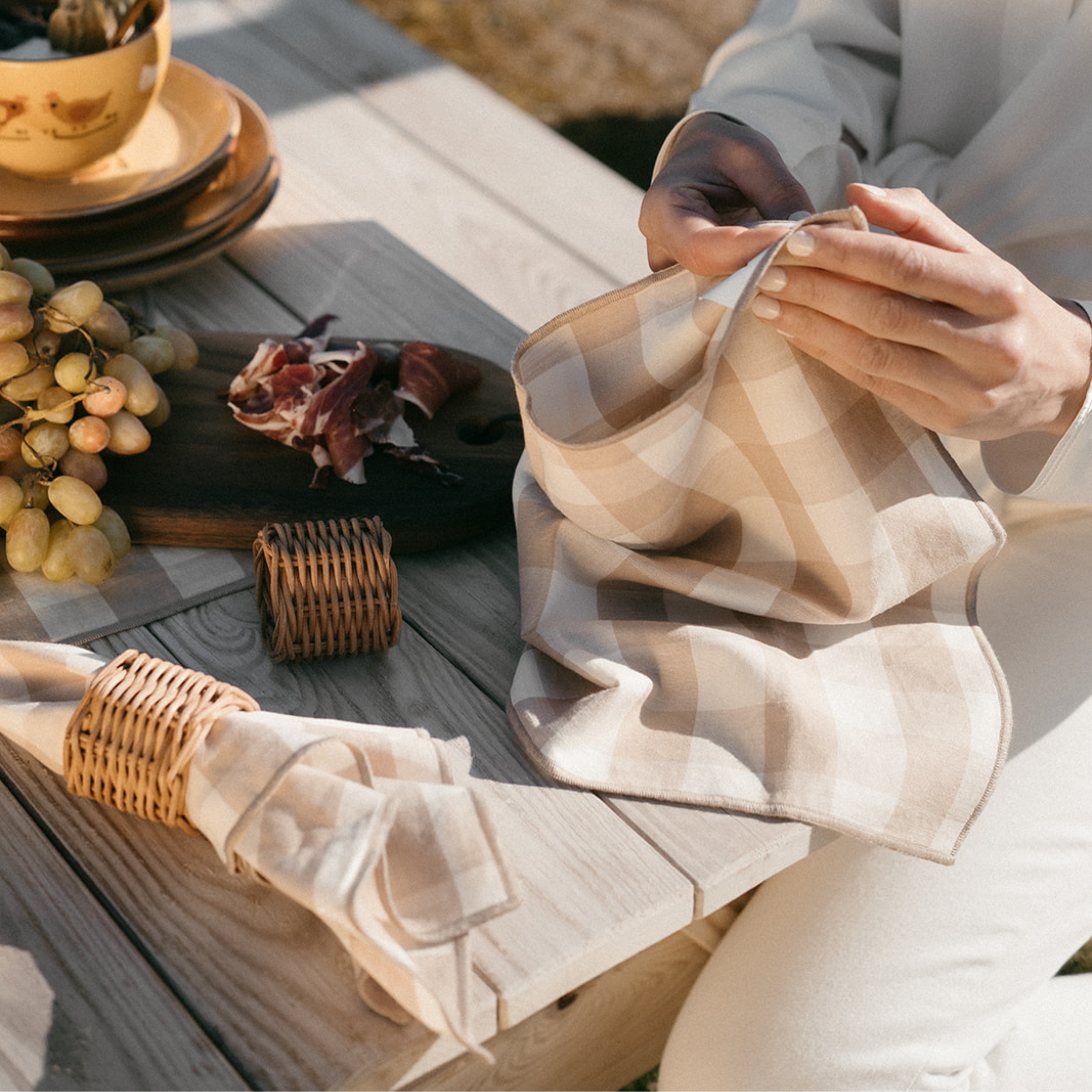 Set of 2 beige gingham linen table napkins