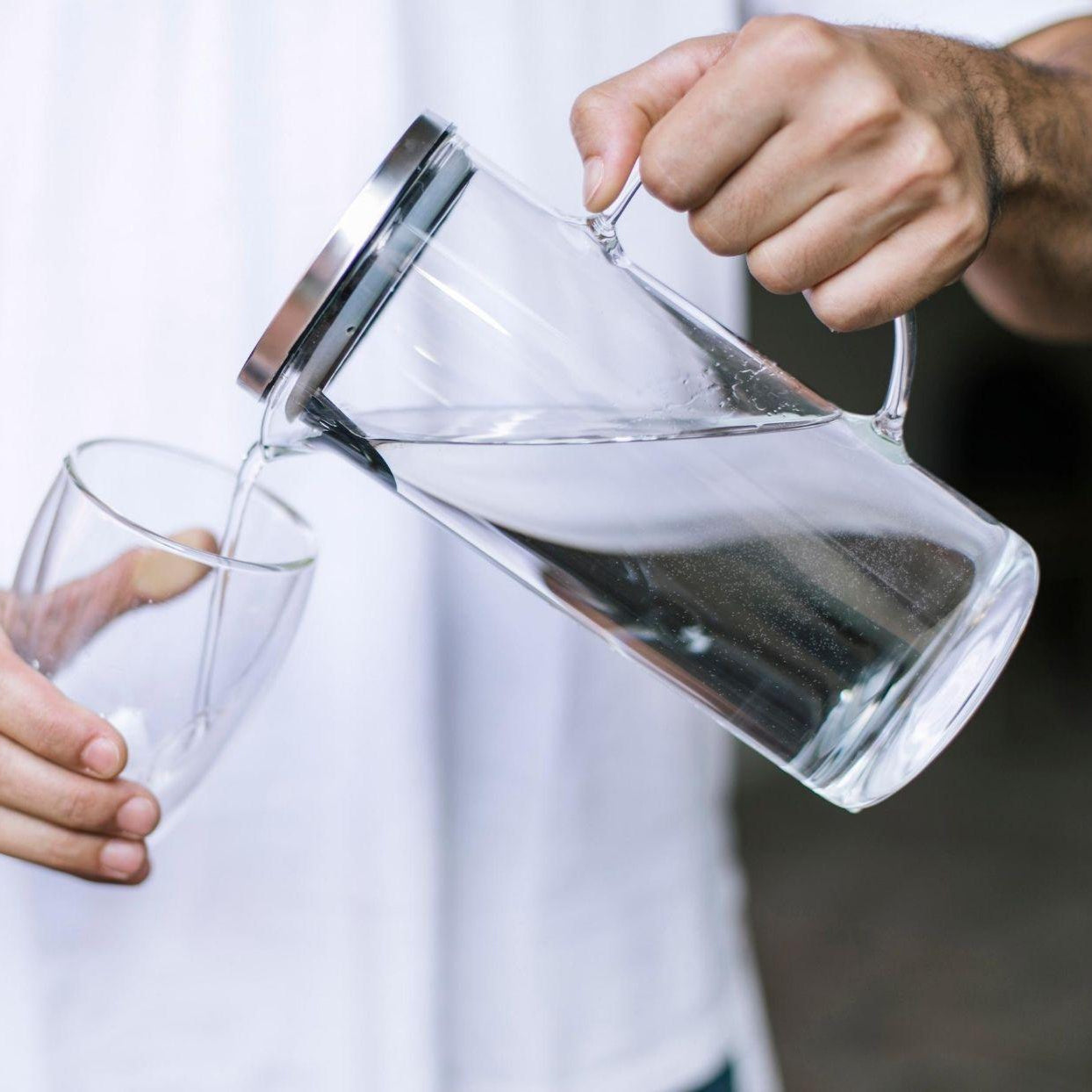 Jarra de agua de cristal