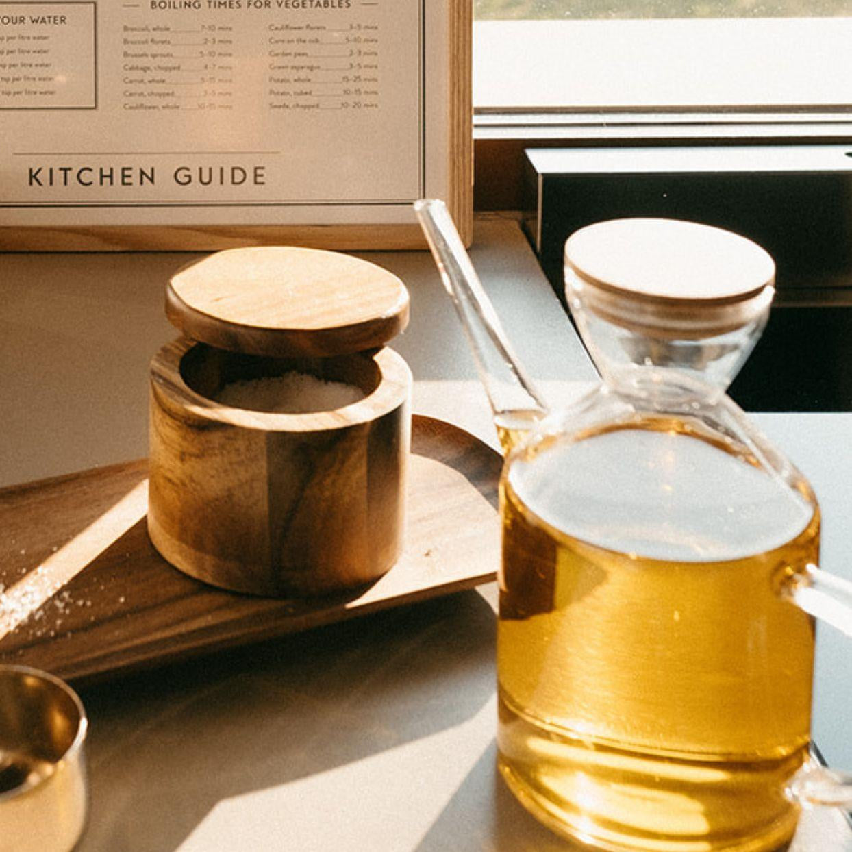 Aceitera de cocina de cristal y bambú clásica 1Litro