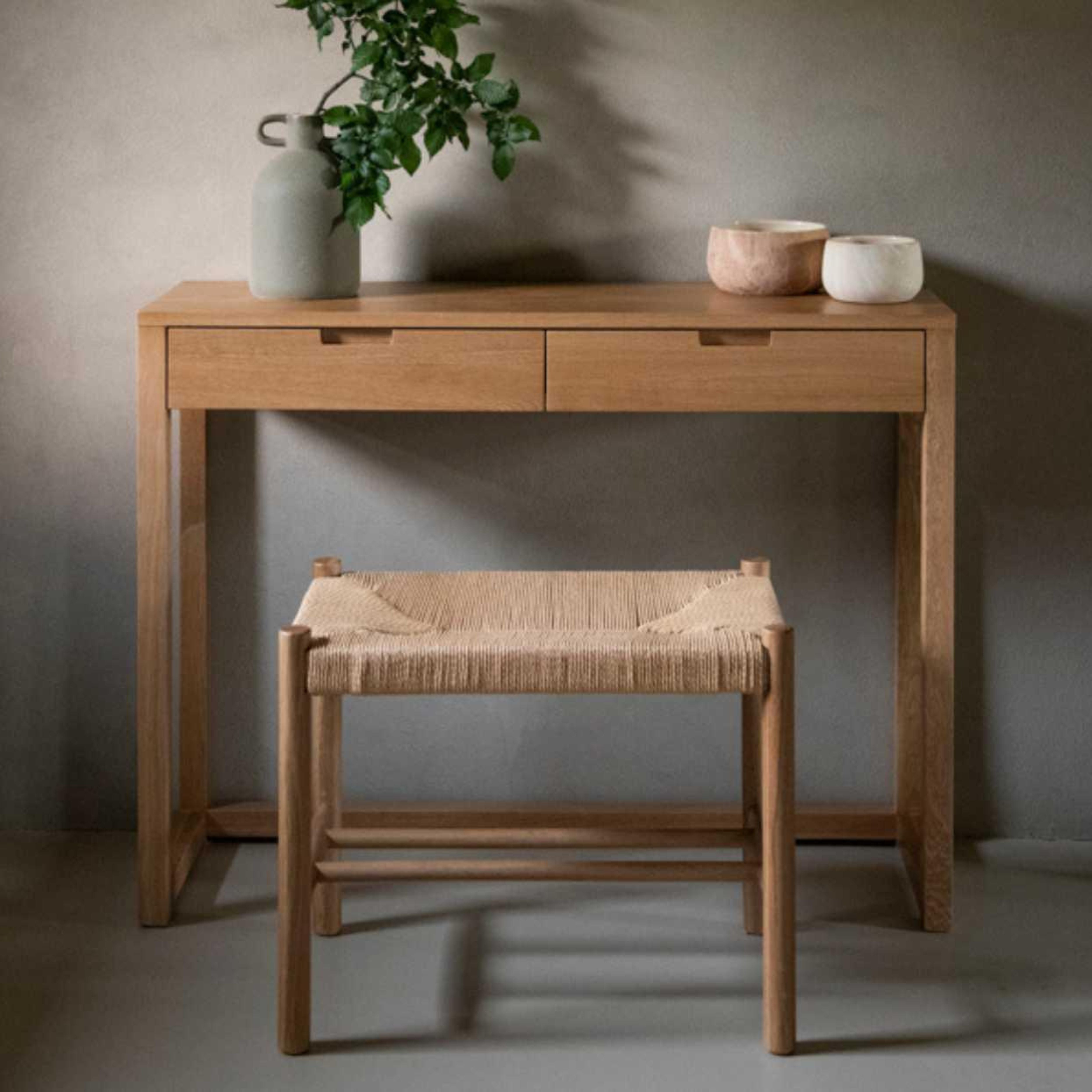 Classic oak wood bench