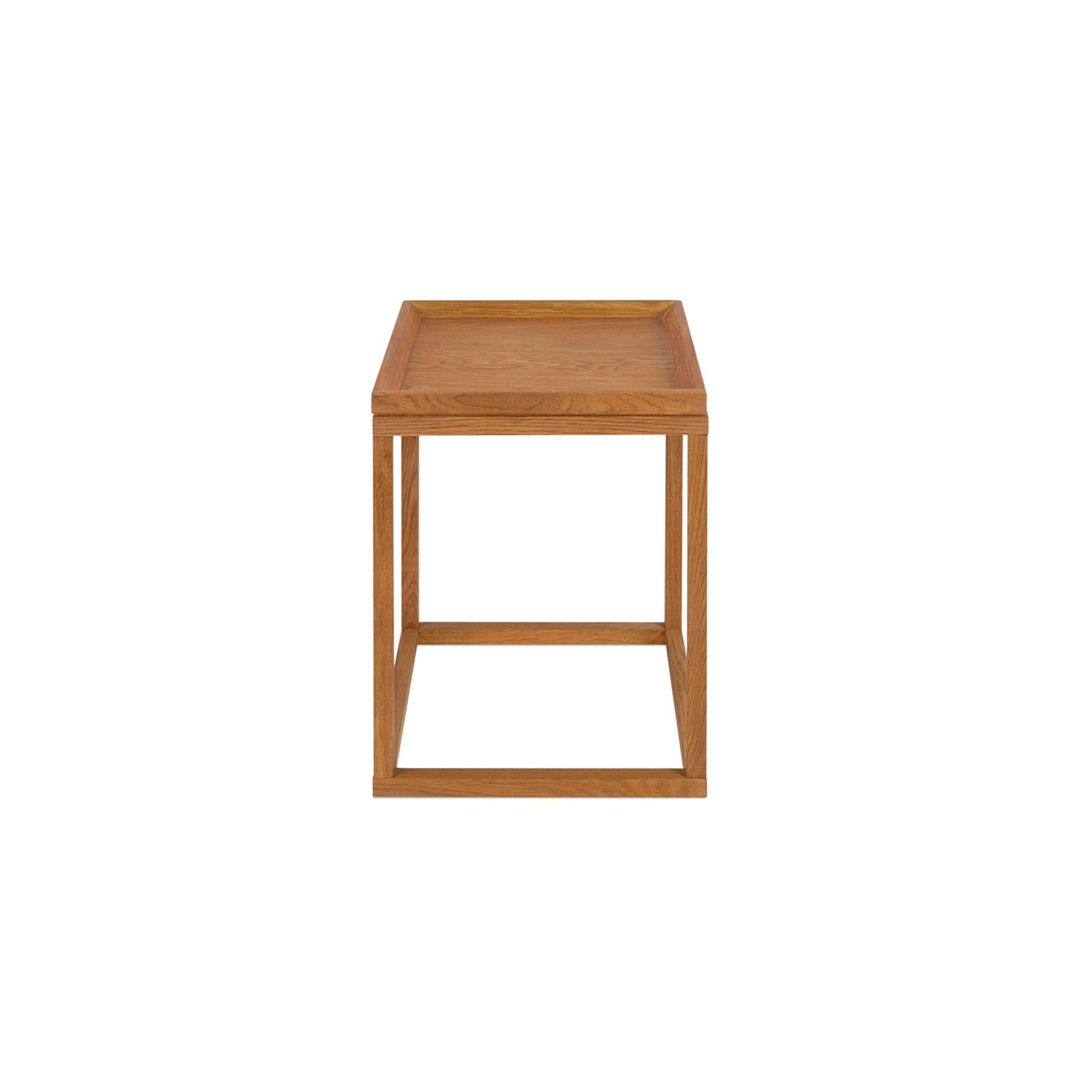 Mesa auxiliar para salón de madera de estilo nórdico
