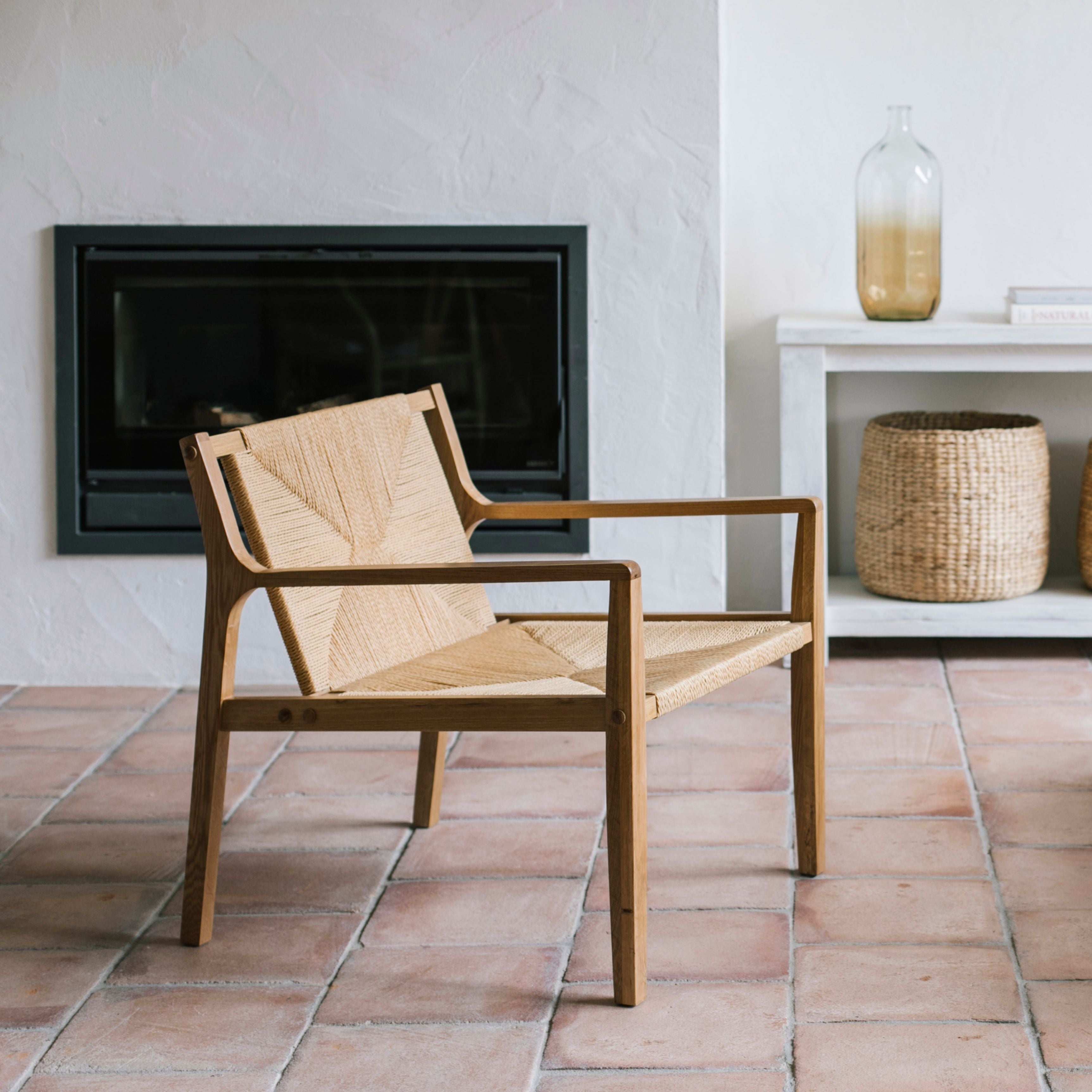 Sillón de comedor nórdico de madera