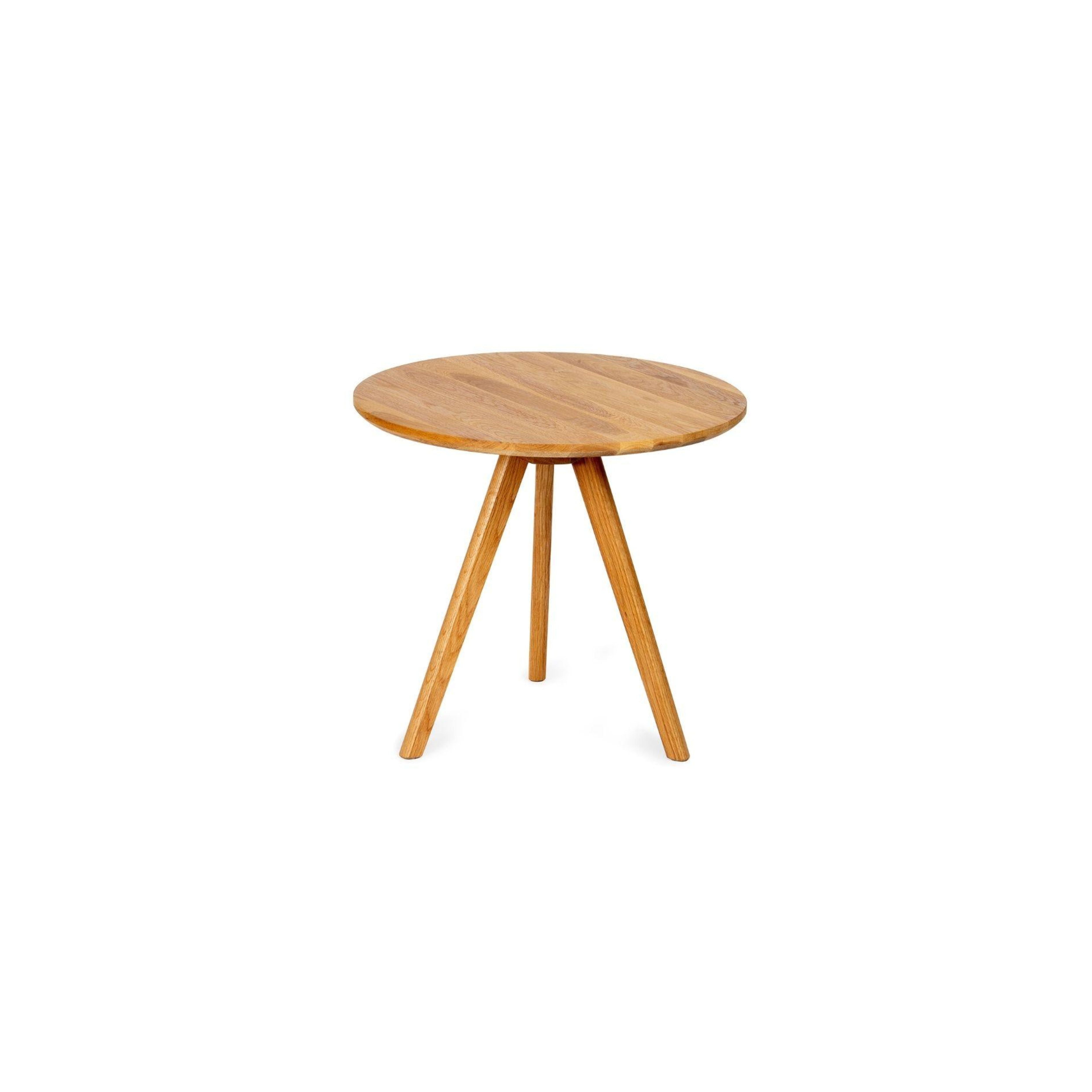 Mesa auxiliar de madera de estilo nórdico