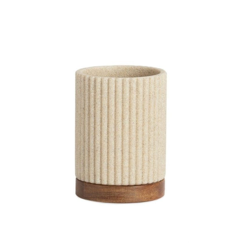Portacepillos de baño de madera y resina beige